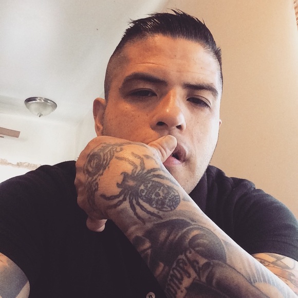 Meet your Posher, Jaymz - Picture 2 of 3